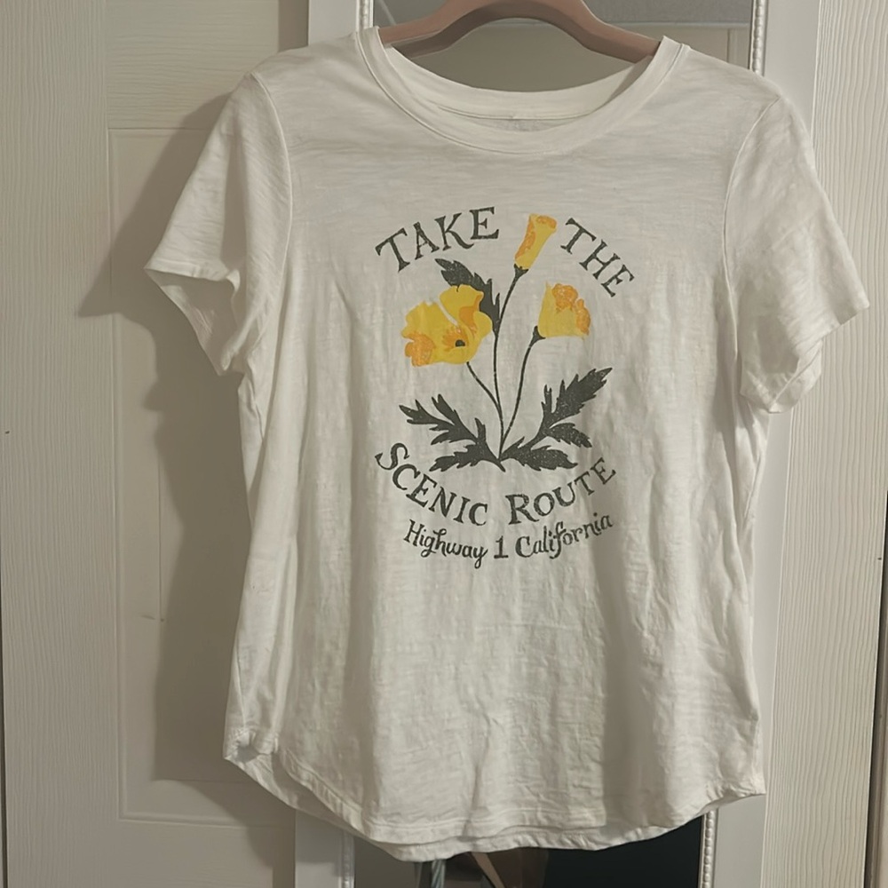 Tee shirt